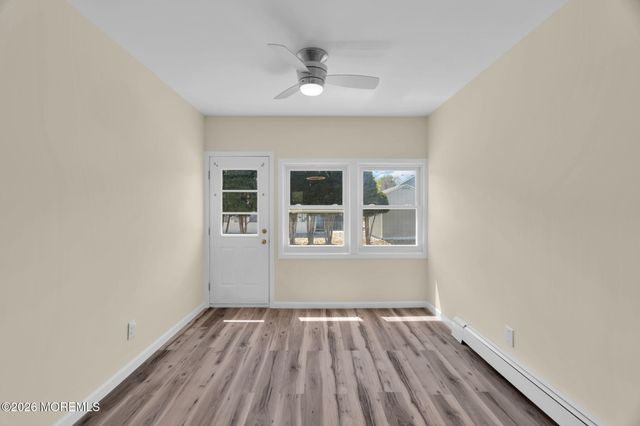 50 Oakfield Road, Toms River, NJ 08757