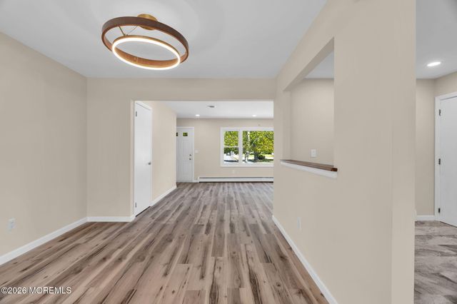 50 Oakfield Road, Toms River, NJ 08757