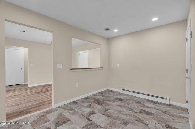 50 Oakfield Road, Toms River, NJ 08757