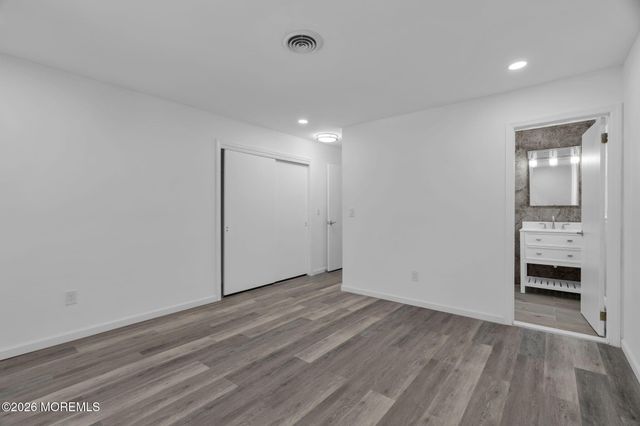 50 Oakfield Road, Toms River, NJ 08757