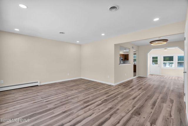 50 Oakfield Road, Toms River, NJ 08757