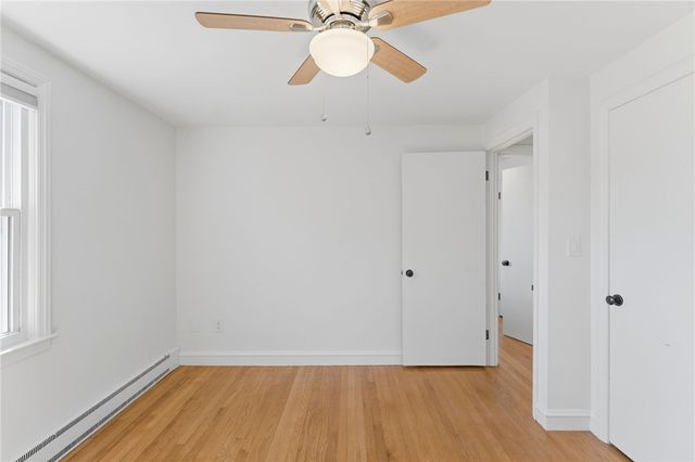 9 Tophill Circle, Cranston, RI 02920