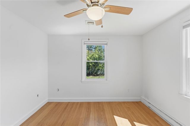 9 Tophill Circle, Cranston, RI 02920