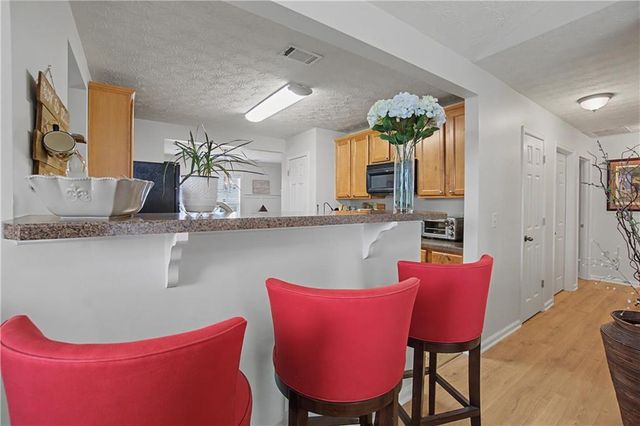 312 Woodland Pass, Canton, GA 30114