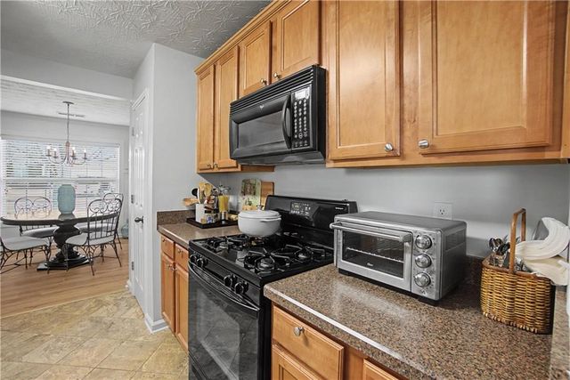 312 Woodland Pass, Canton, GA 30114