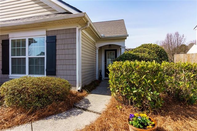 312 Woodland Pass, Canton, GA 30114