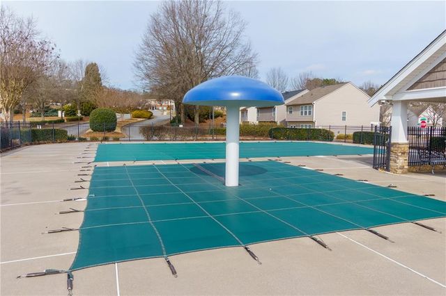 312 Woodland Pass, Canton, GA 30114