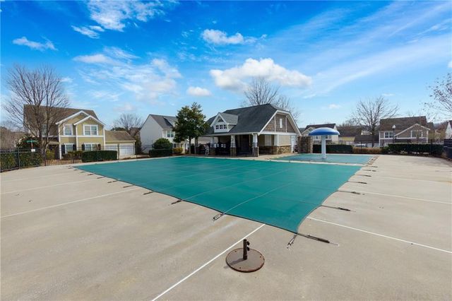 312 Woodland Pass, Canton, GA 30114