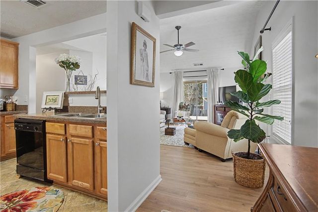 312 Woodland Pass, Canton, GA 30114