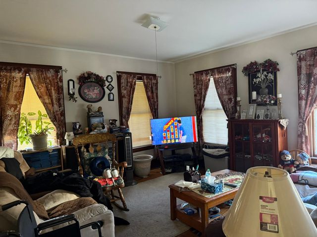 278 Pleasant Street, Claremont, NH 03743