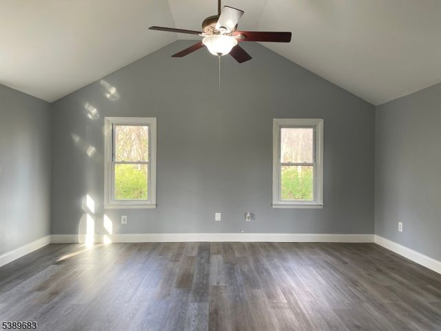 230 Main St, Andover Boro, NJ 07821