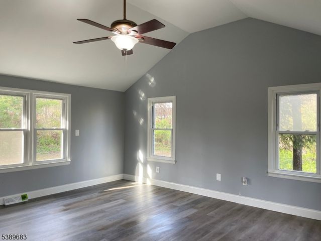 230 Main St, Andover Boro, NJ 07821