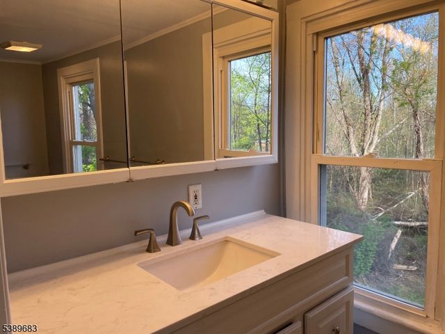 230 Main St, Andover Boro, NJ 07821