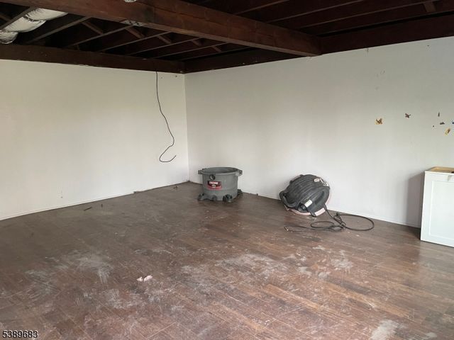 230 Main St, Andover Boro, NJ 07821