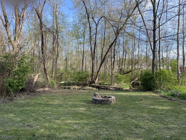 230 Main St, Andover Boro, NJ 07821