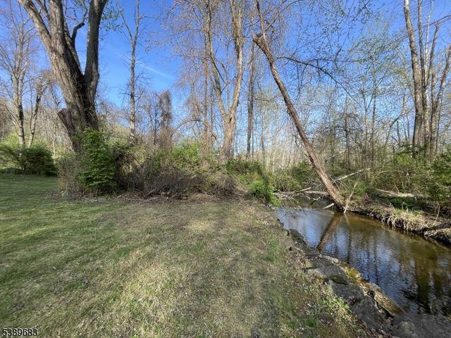 230 Main St, Andover Boro, NJ 07821