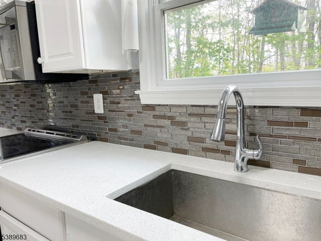 230 Main St, Andover Boro, NJ 07821