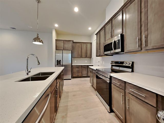 2604 Turner Quinn Way, Houston, TX 77091