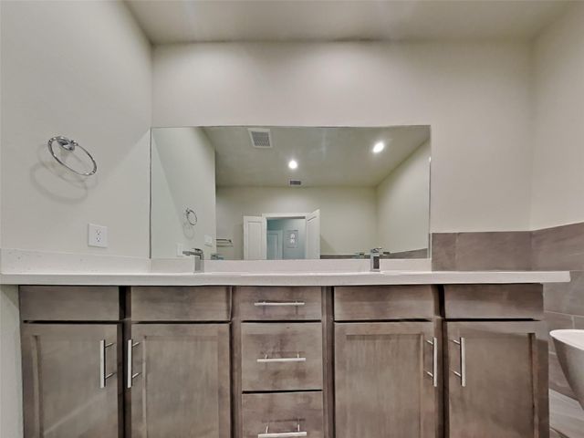 2604 Turner Quinn Way, Houston, TX 77091