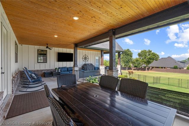 6701 Bentley Ridge Drive, Fort Smith, AR 72916