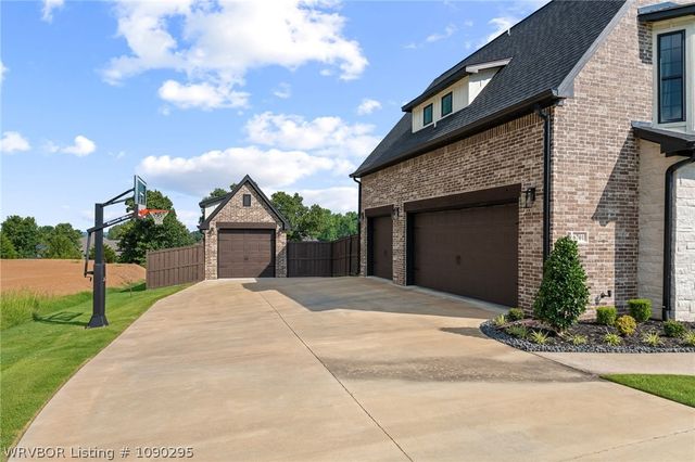 6701 Bentley Ridge Drive, Fort Smith, AR 72916