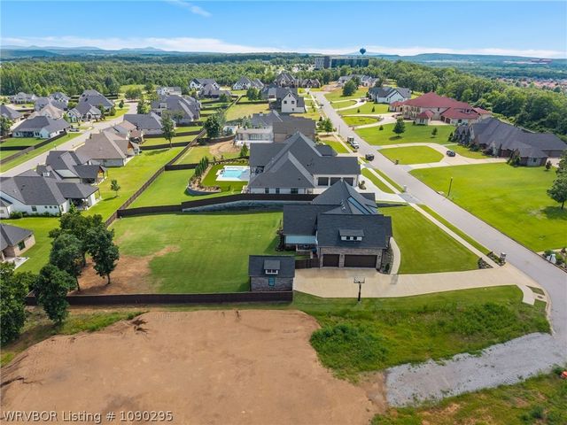 6701 Bentley Ridge Drive, Fort Smith, AR 72916