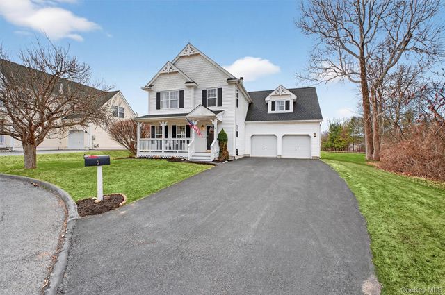 5 Sheldon Glen, Poughquag, NY 12570