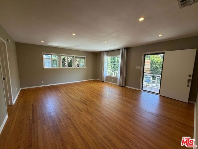 3283 Kelton Avenue, Los Angeles, CA 90034