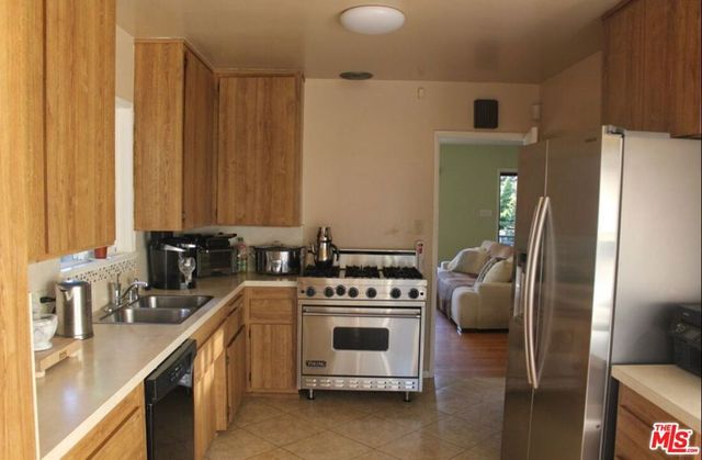 3283 Kelton Avenue, Los Angeles, CA 90034