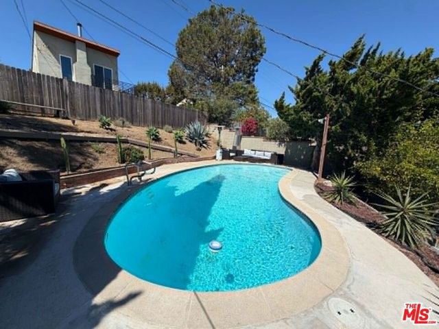 3283 Kelton Avenue, Los Angeles, CA 90034