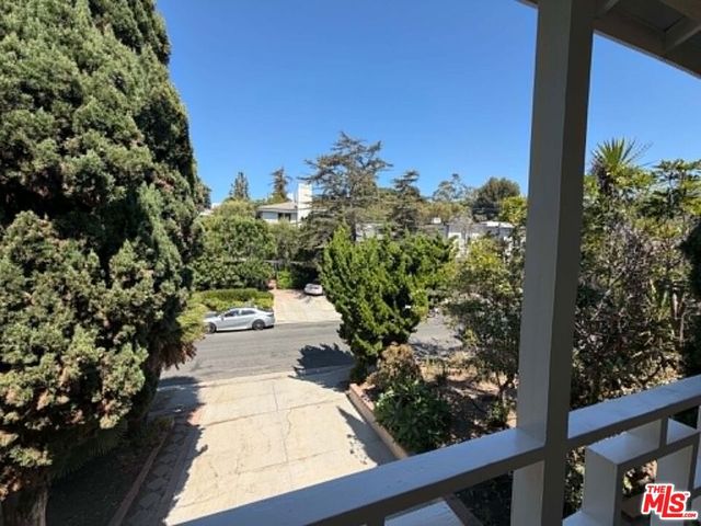 3283 Kelton Avenue, Los Angeles, CA 90034