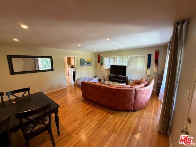 3283 Kelton Avenue, Los Angeles, CA 90034