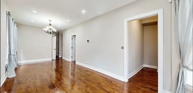 6640 S CHAMPLAIN Avenue, Chicago, IL 60637