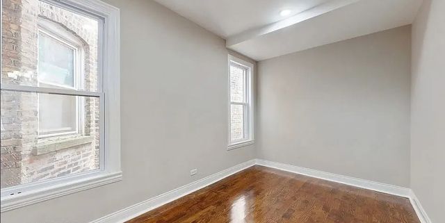 6640 S CHAMPLAIN Avenue, Chicago, IL 60637