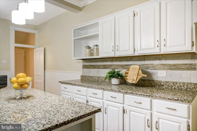 6 S HIGHLAND AVE, Baltimore, MD 21224