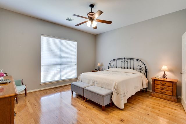 4403 Grassy Glen Drive, Corinth, TX 76208