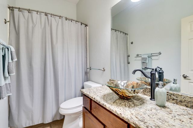 4403 Grassy Glen Drive, Corinth, TX 76208
