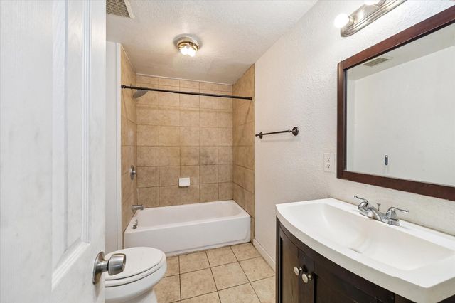 620 Apache Street, Houston, TX 77022