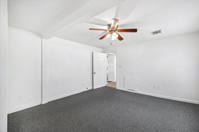 620 Apache Street, Houston, TX 77022