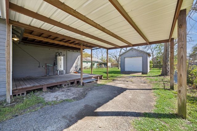 620 Apache Street, Houston, TX 77022