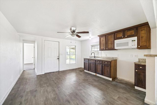 620 Apache Street, Houston, TX 77022