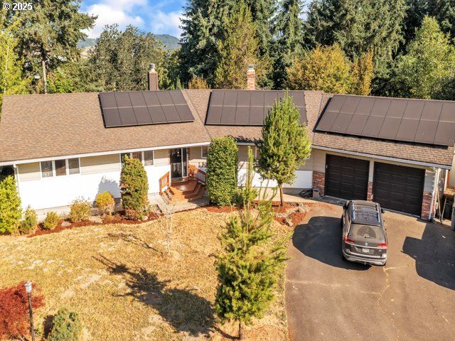 735 Sw MILL St, Sheridan, OR 97378