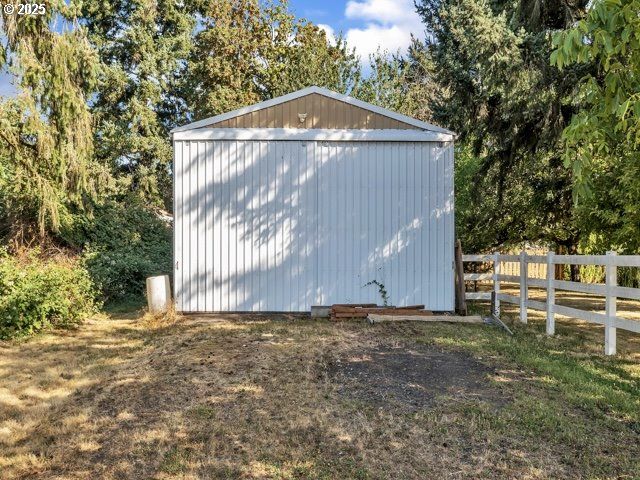 735 Sw MILL St, Sheridan, OR 97378
