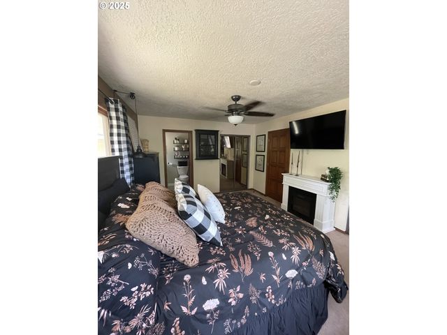 735 Sw MILL St, Sheridan, OR 97378