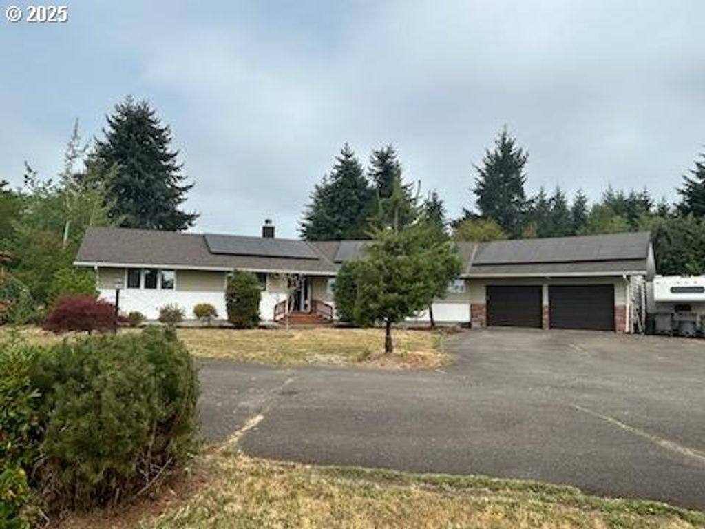 735 Sw MILL St, Sheridan, OR 97378