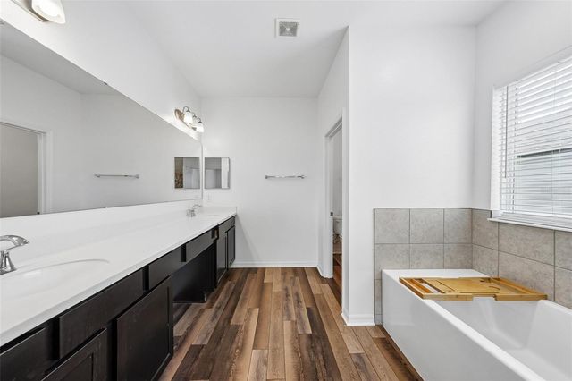 11225 JUNE BRIAR LOOP, San Antonio, FL 33576