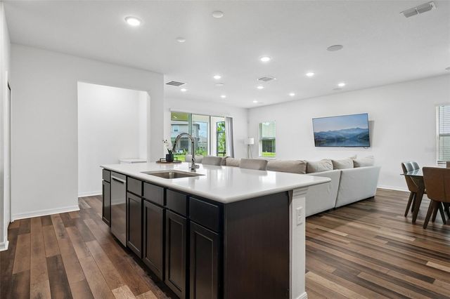 11225 JUNE BRIAR LOOP, San Antonio, FL 33576