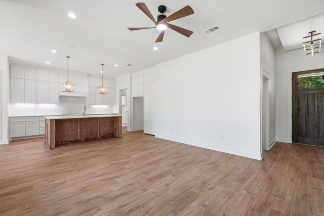 39 Church Circle, Greenbrier, AR 72058