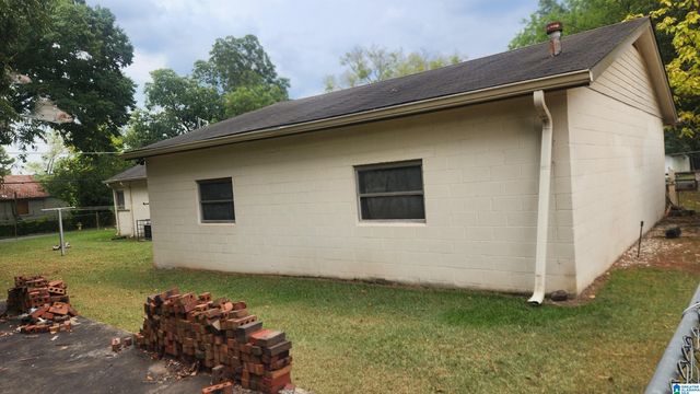 5404 WILKES BOULEVARD, Midfield, AL 35228