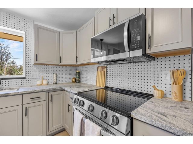 10018 W 60th Ave, Arvada, CO 80004